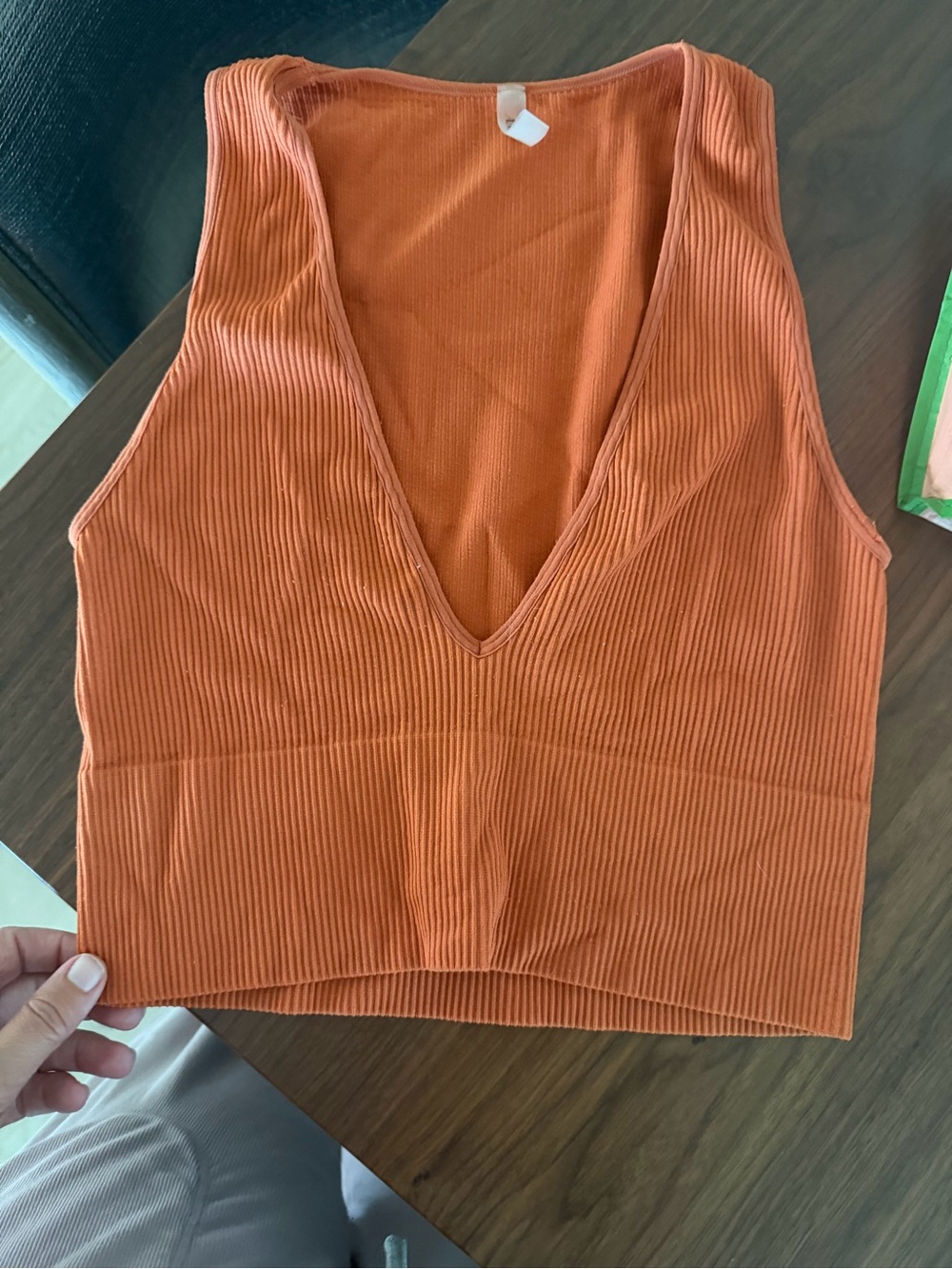 Ribbed V-Neck Cropped Tank Top - Burnt Orange